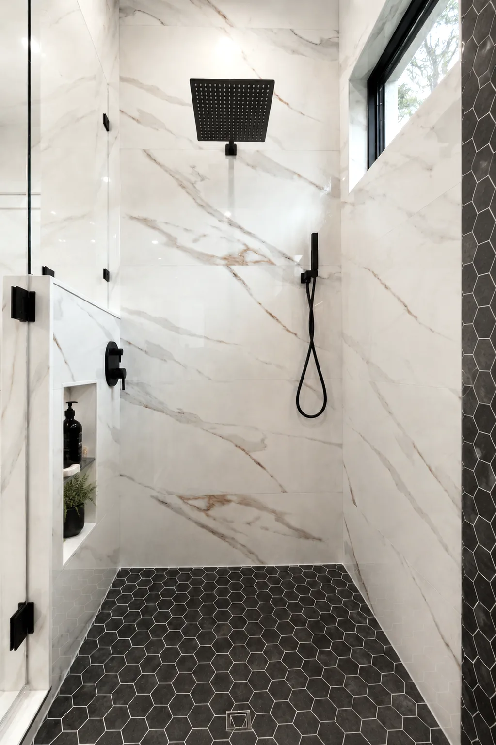 Coral Cove Bathrooms photo 8
