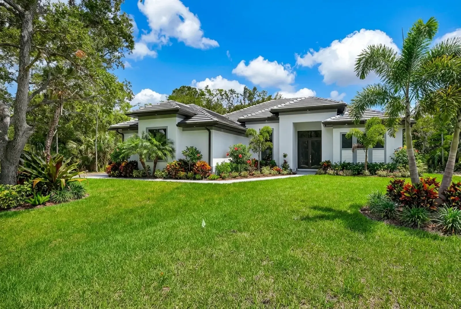 The Panorama - 4 bedroom 3 bath luxury custom home in 33rd Ave NW, Naples by XL Homes Naples FL